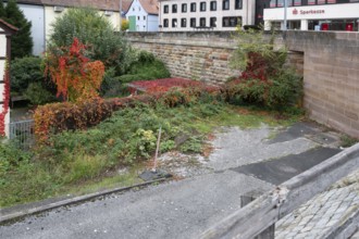 Former city moat with city wall, Falknerstr. Ecke Saarstr., Lauf an der Pegnitz, Middle Franconia,