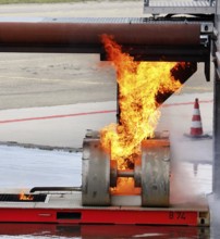 Stuttgart Airport Fire Department is practicing emergencies on a state-of-the-art simulator.
