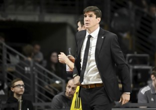 Basketball easyCredit BBL Cup round of 16, Alba Berlin, Ratiopharm Ulm from left Pedro Calles (Alba