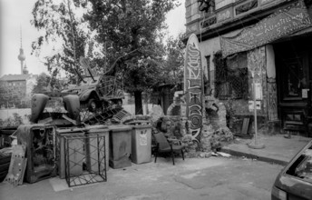 Germany, Berlin, 30.07.1992, Occupied House Kleine Hamburger Straße