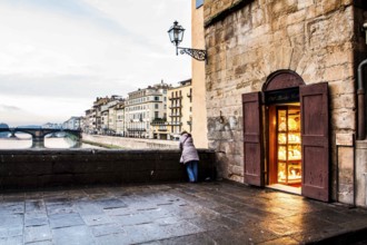 Shops on Ponte Vecchio (Old Bridge). Florence, Province of Florence, Italy. 21.12.2012