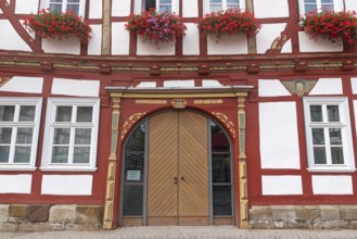 Old Town Hall, flower-decorated half-timbered house, Eschwege, small town, Hesse, Germany