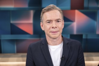 Mark Schieritz on hard but fair at rising prices, 20.10.2025, Cologne, WDR, Alexander Franz