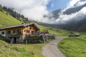 Dietersbachtal valley closure, left Alpe Dietersbach, Nebelschwanden hanging in the valley,