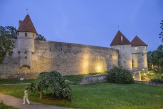 City wall, Mägdeturm Neitsitorn, Old Town, Tallinn, Estonia