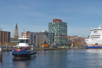 Fjord liner, town hall tower, container, crane, bow of the ferry Stena Scandinavica am Schwedenkai,