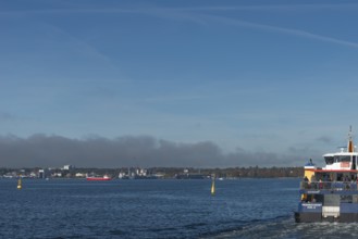 State capital Kiel, industry and shipyards in the Friedrichsort district, dock, LINDENAU Werft
