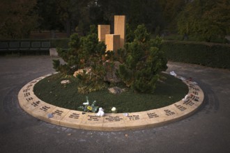 Urn grave, urn graves, planting, main cemetery, Stuttgart, Baden-Württemberg, Germany