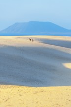 Corralejo sandy dunes with Lobos Island in the background, Fuerteventura, Canary Islands, Spain