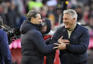 Coach Niko Kovac Borussia Dortmund BVB talking with TV expert Bastian Schweinsteiger, German