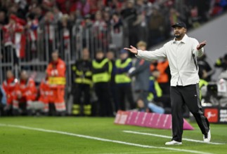 Coach coach Vincent Kompany FC Bayern Munich FCB on the sidelines gesture German Classico, FC