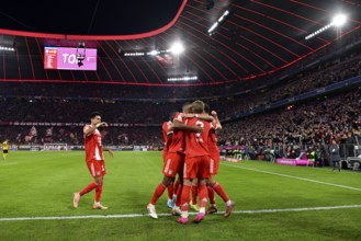 Goal cheers Harry Kane FC Bayern Munich FCB (09) Luis Diaz FC Bayern Munich FCB (14) Jonathan Tah