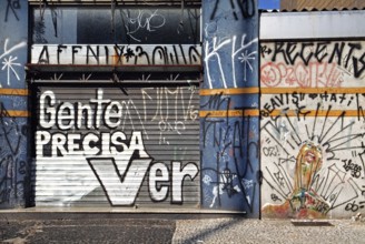 Leads, Avenue Paulista, São Paulo, Brazil