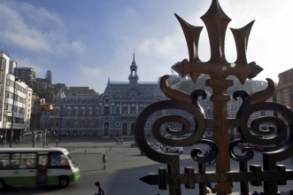 Sotomayor Square, Quartel dos Carabineiros, Valparaiso, Chile