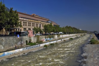 Mapocho River, Mapocho Station, Cultural Mapocho Center, Santiago, Chile