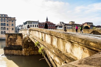 Ponte Santa Trinita (Holy Trinity Bridge), the oldest elliptic arch bridge in the world. Florence,