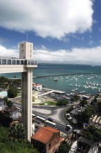 Elevador Lacerda e Baia de Todos os Santos, Salvador, Bahia, Brazil