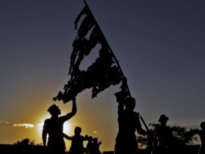 Monument of 18 do Forte, Girassóis Square, Palmas, Tocantins, Brazil