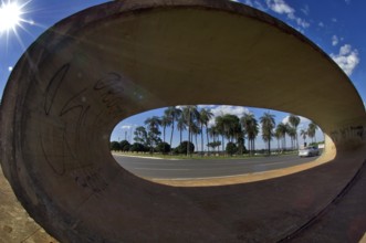 Bus stop, Eixo Monumental, Brasilia, DF, Brazil