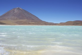 Laguna Verde - Reserva nacional de fauna andina Eduardo Abaroa - Deserto do Lipez - Departamento de