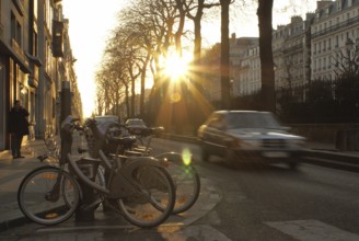 Velibs, Boulevard Pereire, 17° arrondissement, Ile-de-France, Paris, France