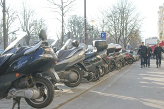 Parked motorcycles, People, Franklin D. Roosvelt, 75008, Paris, France