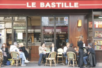 Snack bar, Place de la Bastille, 12ème arrondissement, (75012), Paris, France