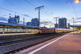 Regional express at Essen main station, on the platform, North Rhine-Westphalia, Germany