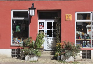 Scene with a shop in the old town of Stralsund, Vorpommern-Rügen district, Mecklenburg-Western