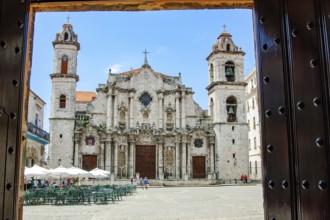 View from through portal Entrance of Museo de Arte Colonial Casa de Don Luis Chacón across Plaza de