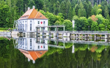 Power plant at lake Höllsteinsee, river Black Regen, region Regen, National Park Bavarian Forest,