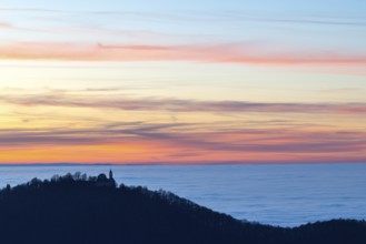 Inversion weather, fog, sunset, autumn, view from Breitenstein to Teck Castle, Ochsenwang, Swabian