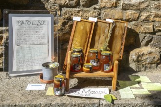 Bajo el Sol products, artisanal honey for sale, Ainsa, Aínsa-Sobrarbe, Huesca province, Aragon,