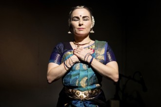 Eva Isolde Balzer, dancer, Hope in Resonance, Carnatic Music and Bharatanatyam Fundrising Evening