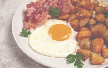 Polish breakfast, fried potatoes, with egg and bacon, homemade, no people, breakfast