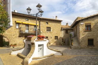 Plaza medieval buildings village of Isuerre, Val d'Onsella, Zaragoza province, Aragon, Spain