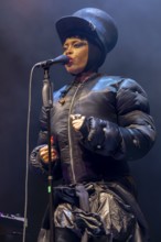 Erykah Badu, singer, USA, soul, hip-hop, R&B, The Return Of Automatic Slim World Tour 2025, live at