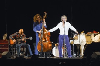 Helge Schneider live on A Man and His Music Tour at Berlin's Tempodrom on 07.11.2025