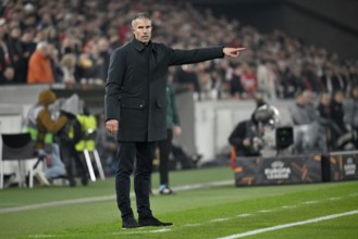 Coach coach Robin Van Persie Feyenoord Rotterdam on the sidelines Gesture Europa League, MHPArena,