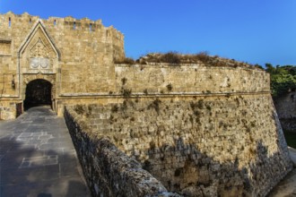 St. John's Gate, city wall up to 12 meters thick with gates enclosing the entire old town, Rhodes