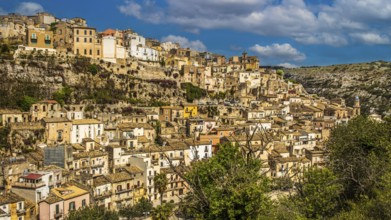 Panorama, mixture of houses, Baroque city of Ragusa, Sicily, Ragusa, Sicily, Italy