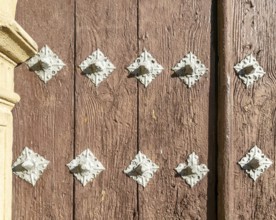 Detail of wooden door, Iglesia de San Esteban, Sos del Rey Católico, Cinco Villas Zaragoza