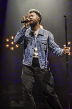 Calum Scott live on The Avenoir Tour at Berlin's Tempodrom on 04.11.2025