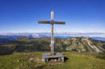 Summit Cross, Hoher Zinken, Postalm, Osterhorn Group, Salzkammergut, Province of Salzburg, Austria