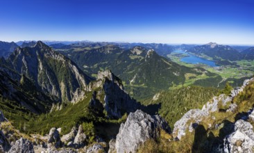 View from Rettenkogel to Rinnkogel and Wolfgangsee, Postalm, Osterhorn Group, Salzkammergut,