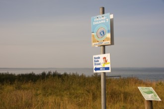 Information boards about the beach and dog beach, Cape Arkona, Wittow Peninsula, Putgarten, Rügen