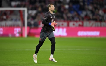 Warm-up training goalkeeper Manuel Neuer FC Bayern Munich FCB (01) Allianz Arena, Munich, Bayern,