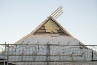 Energetic renovation of an apartment building, renovation of an old building, thermal insulation,