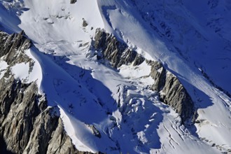 Detailed view of a glacier on a mountain, Dôme du Goûter, viewing platform, Aiguille du Midi