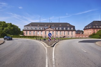 New Armoury, State Chancellery, Baroque style, trees, lawn, road, lanes, blue sky, cirrostratus